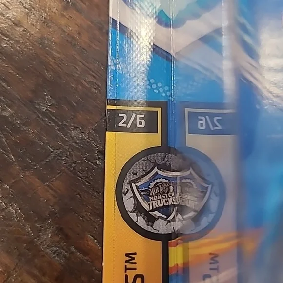 New Hot Wheels Monster Truck 5 Alarm - Picture 2 of 7